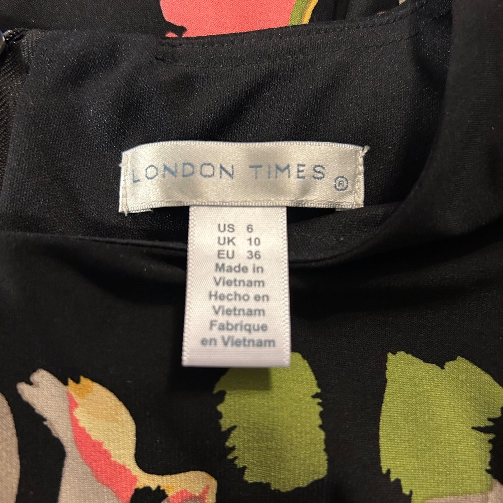 London Times Sleeve Less Floral Dress - Picture 5 of 9